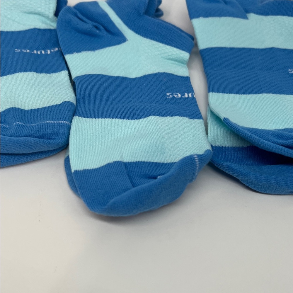 NBW Feetures High Performance Ultra Light Sock - No Show Socks- Medium - Picture 3 of 4